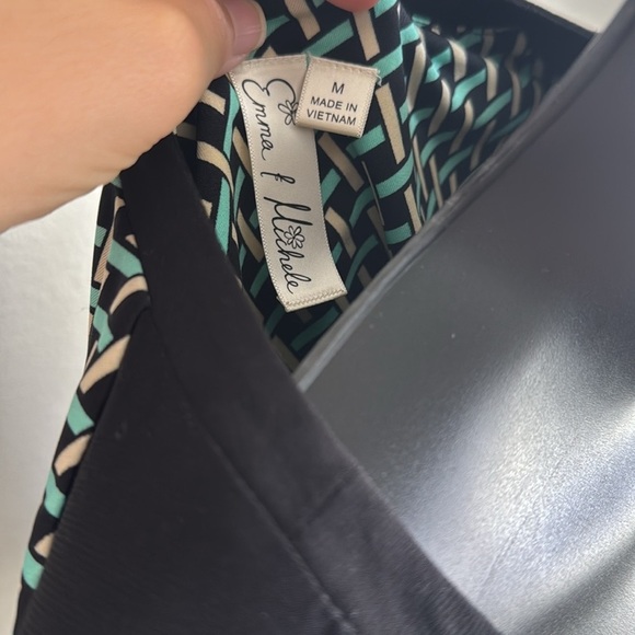 Emma & Michelle Geometric Print Dress in Green, Beige & Black – Size M - Picture 2 of 8